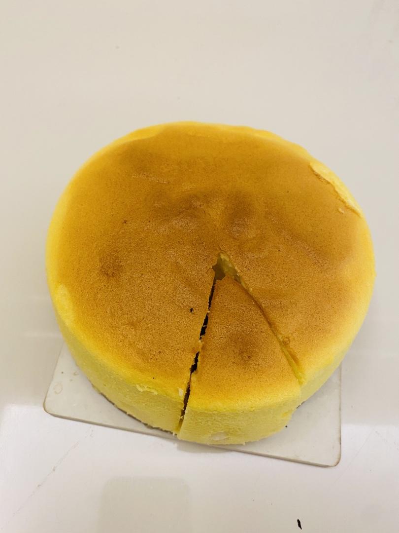 不开裂不回缩不掉皮的酸奶水浴法蛋糕