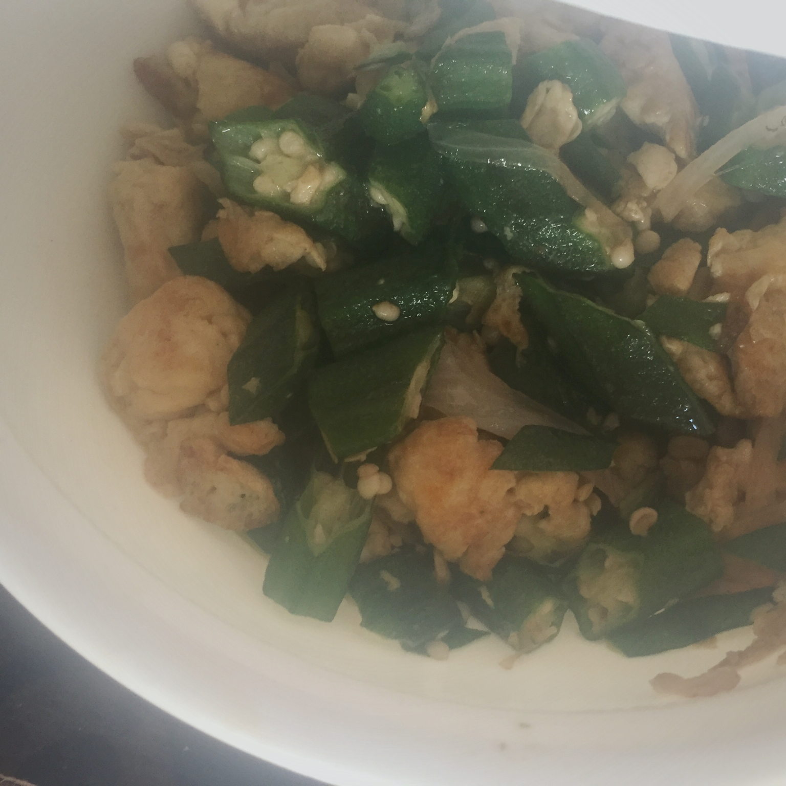 秋葵炒鸡蛋