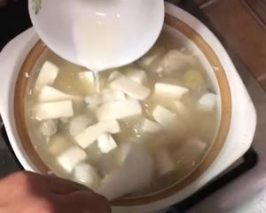 九肚鱼豆腐汤的做法 步骤5