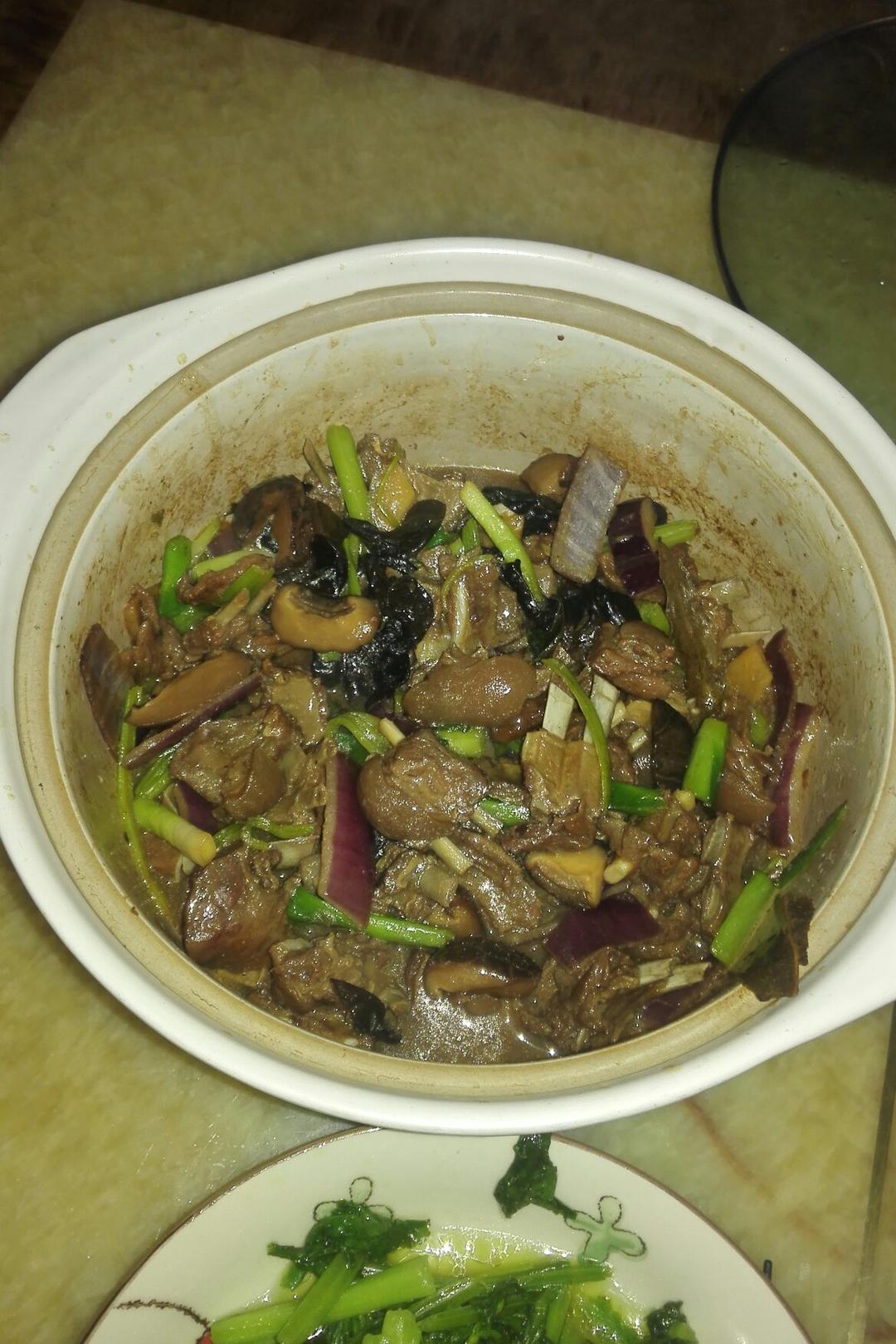 浓郁暖冬羊肉煲