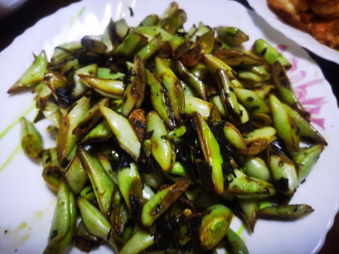 橄榄菜四季豆