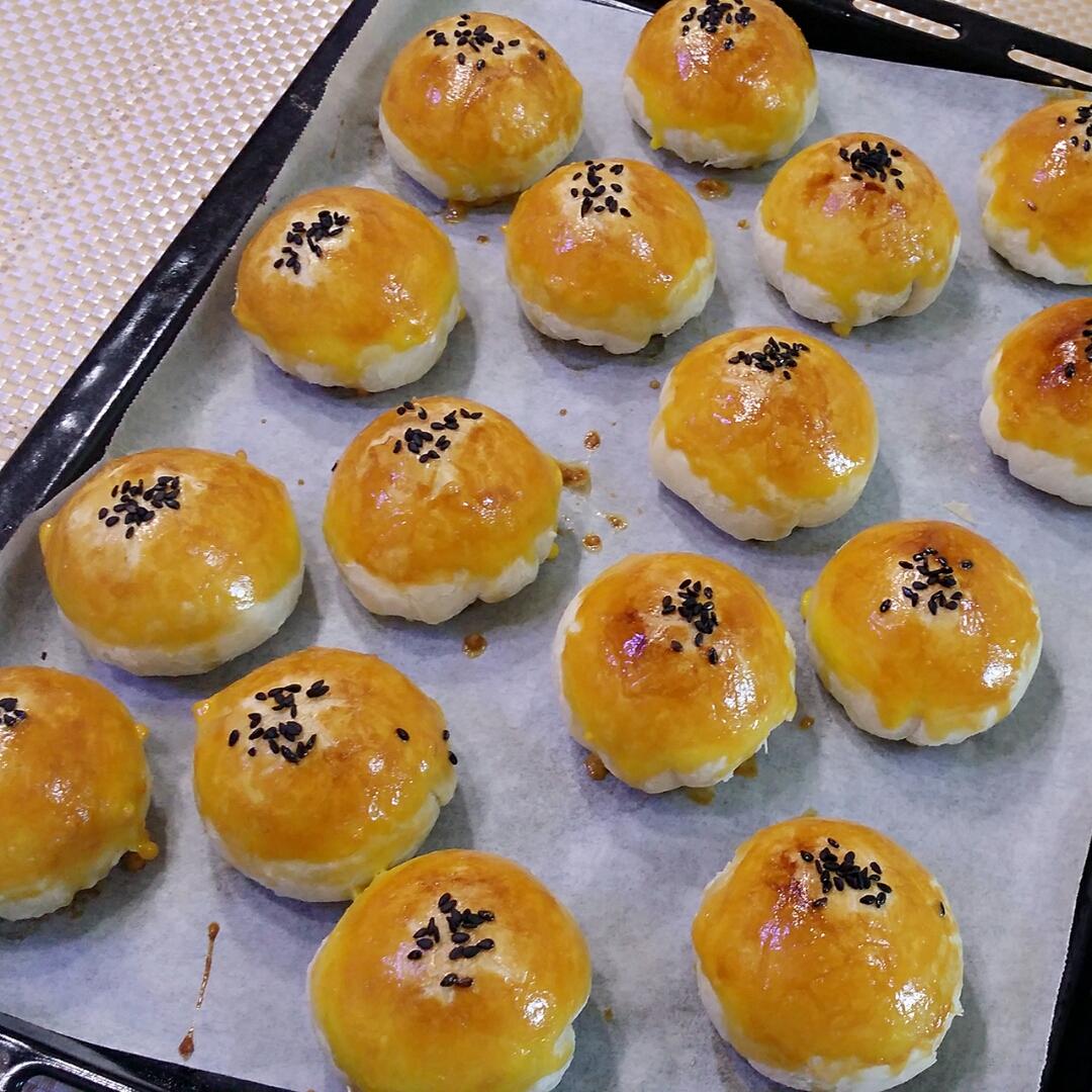 蛋黄酥
