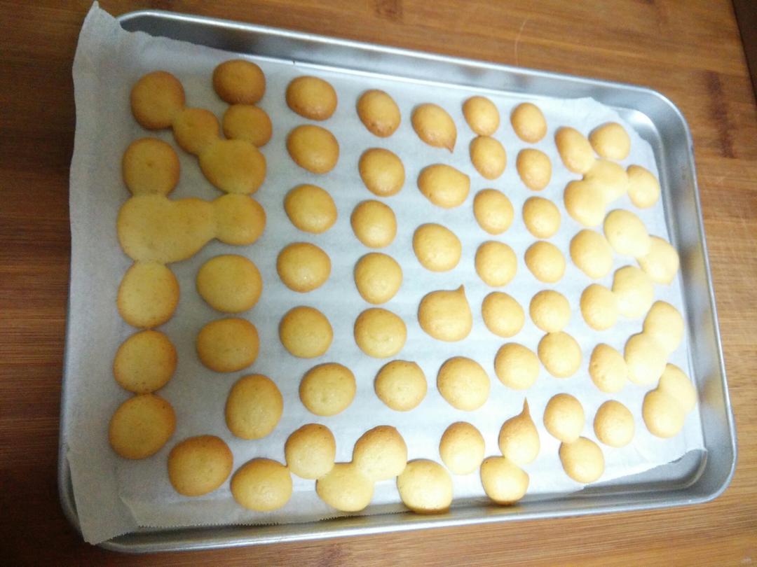 简便的鸡蛋饼干，特别适合小孩子吃