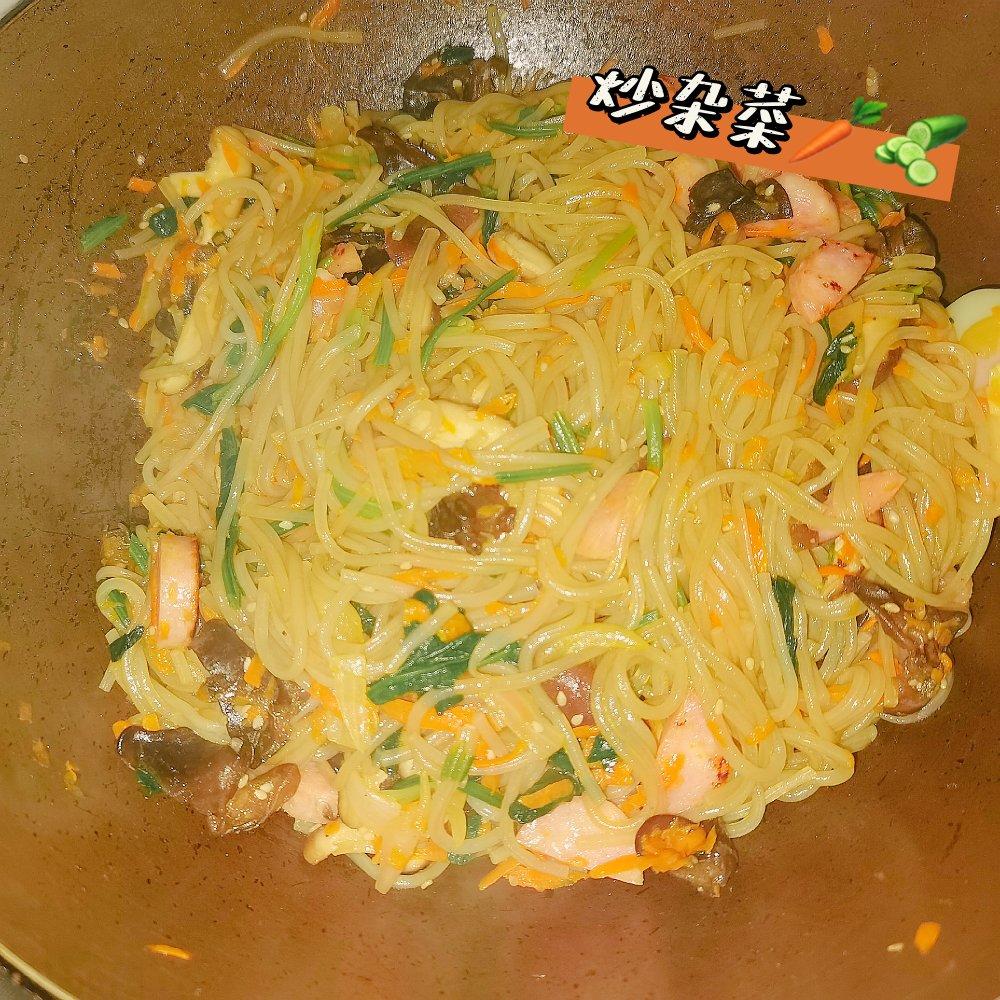 大厨教你“包菜炒粉条”不粘锅好吃的做法