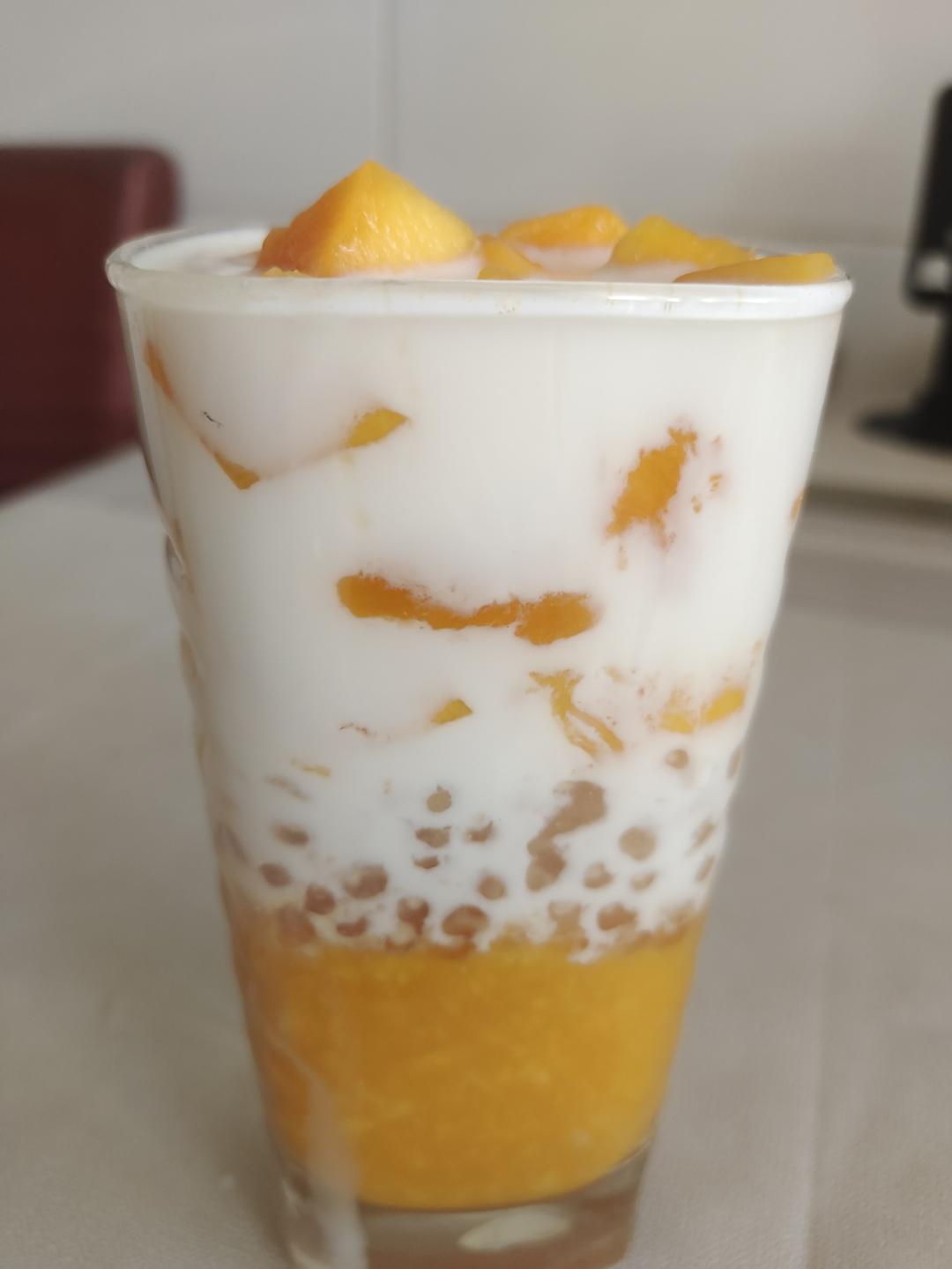 港式甜品——杨枝甘露(芒果西米露)附芒果花切法