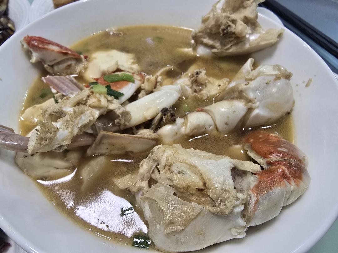 鲜虾豆腐蟹煲