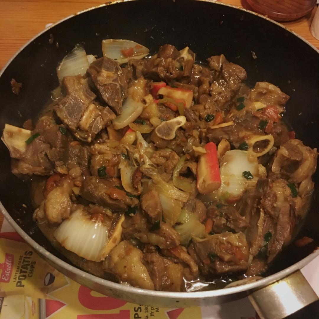 羊肉煲