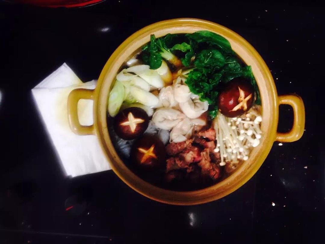 寿喜烧（日式牛肉锅）