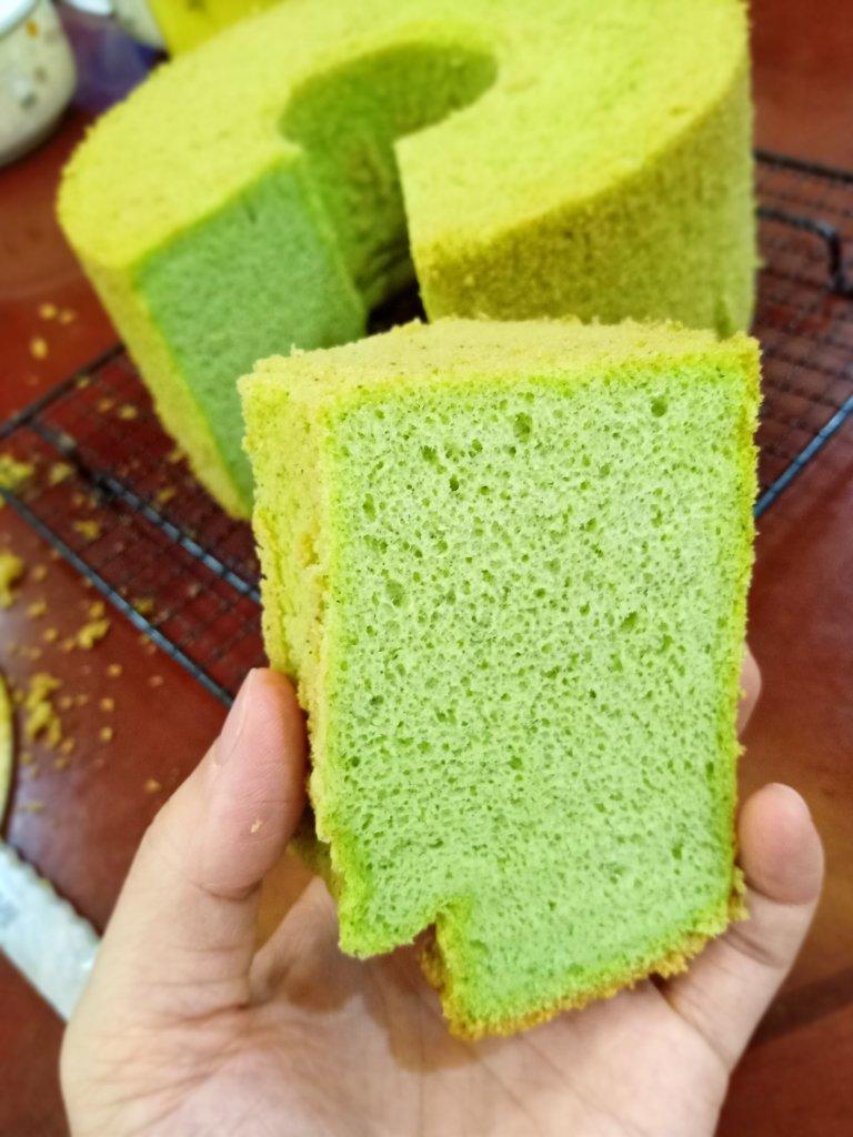 菠菜戚风蛋糕（8寸中空模具）