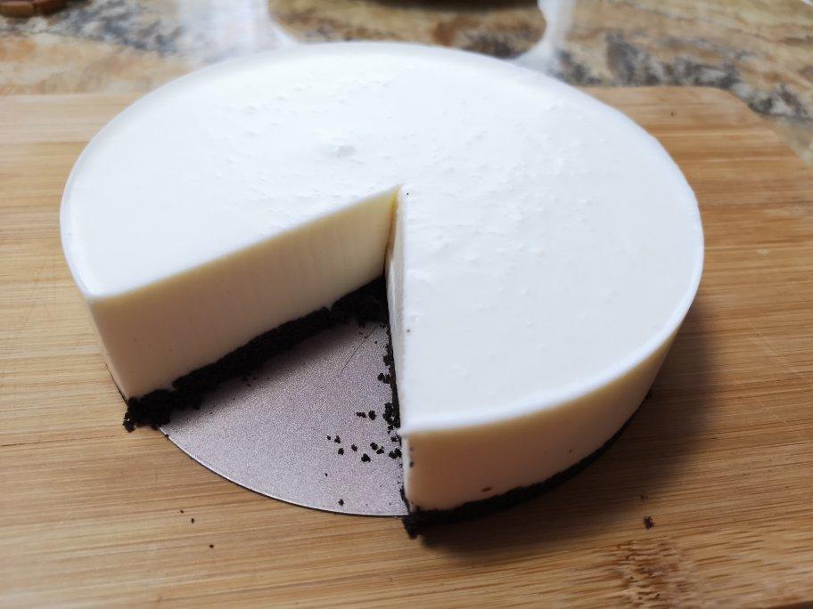 【酸奶慕斯蛋糕】