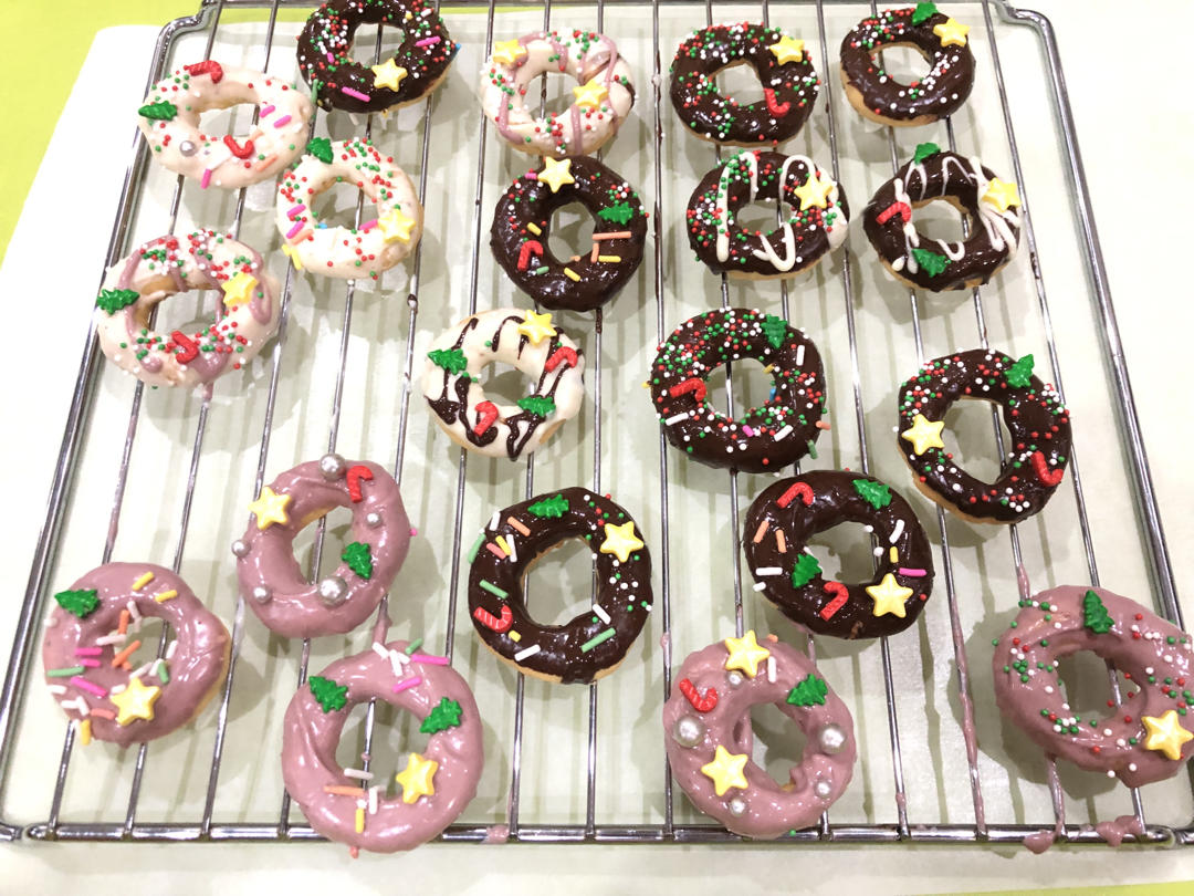 巧克力甜甜圈饼干