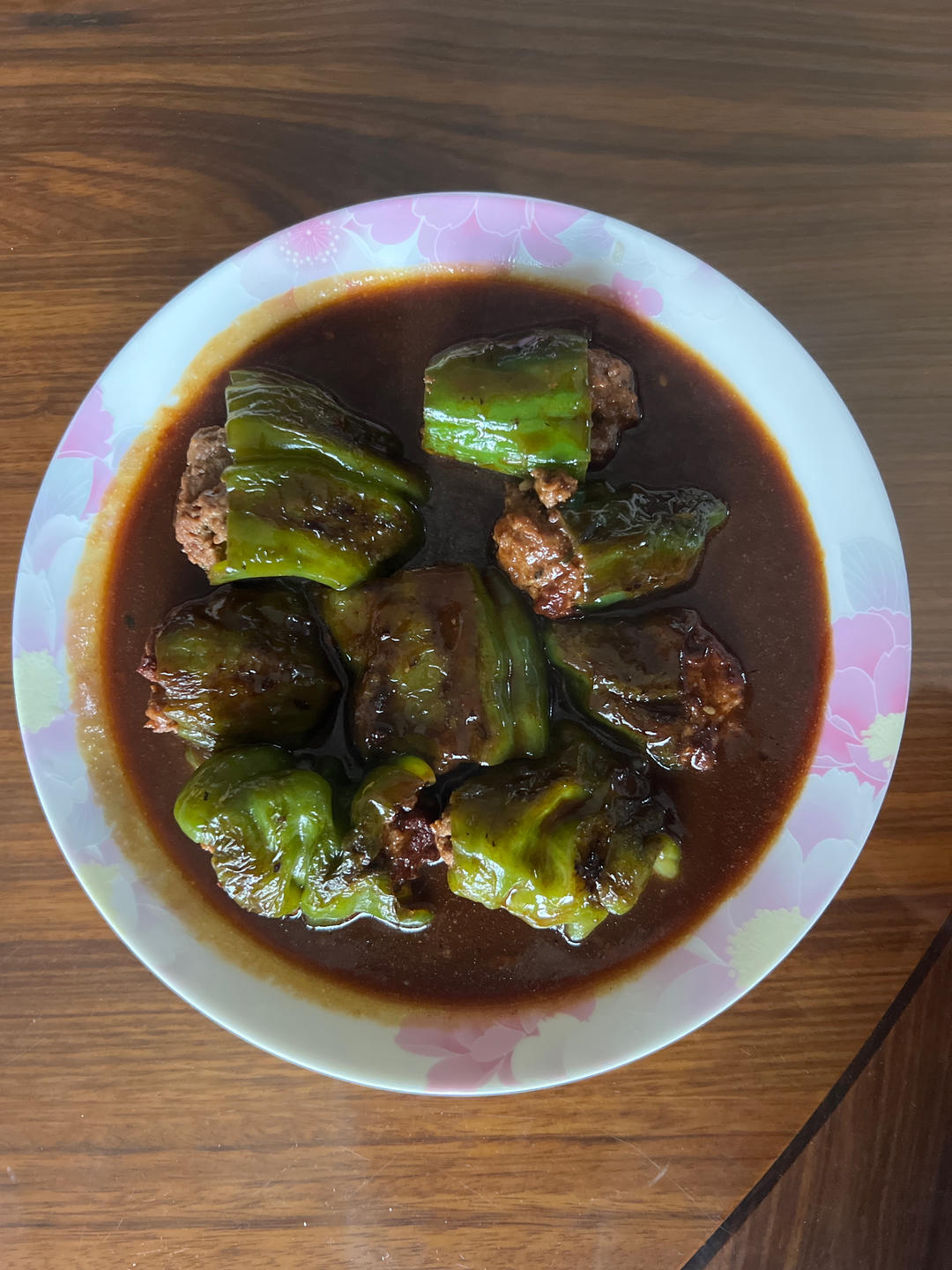 下饭菜“青椒酿肉”，香糯多汁鲜嫩下饭