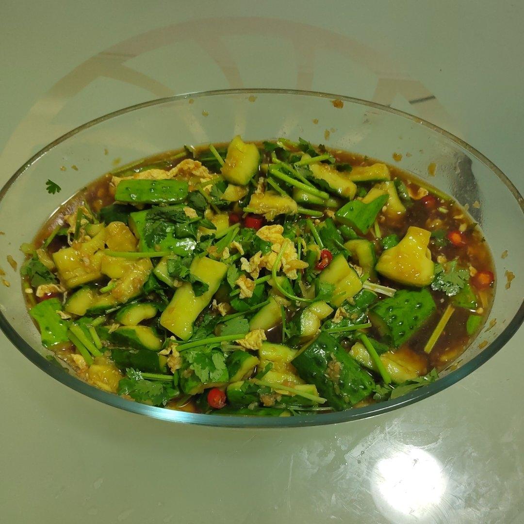 赞不绝口拍黄瓜🥒