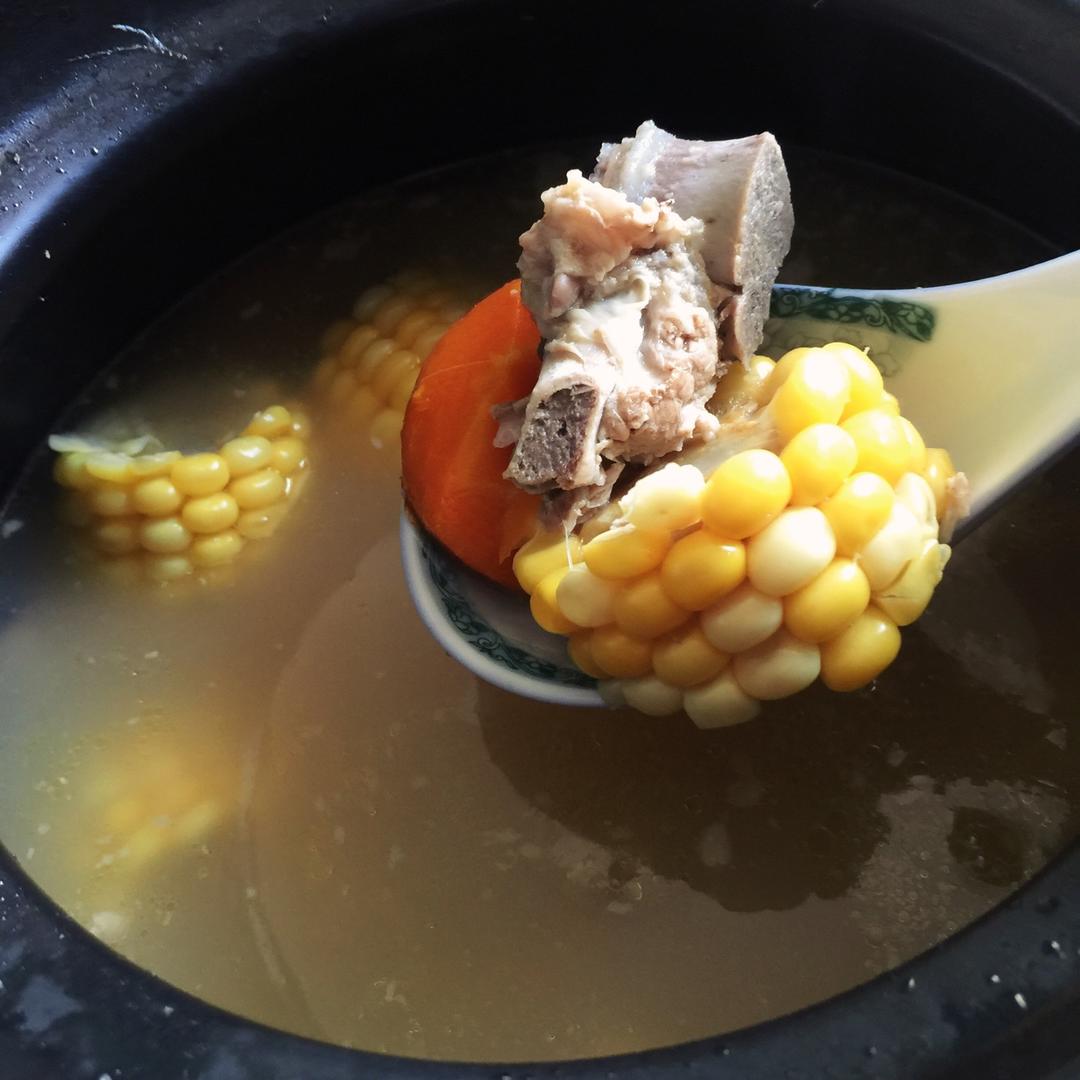 排骨玉米汤