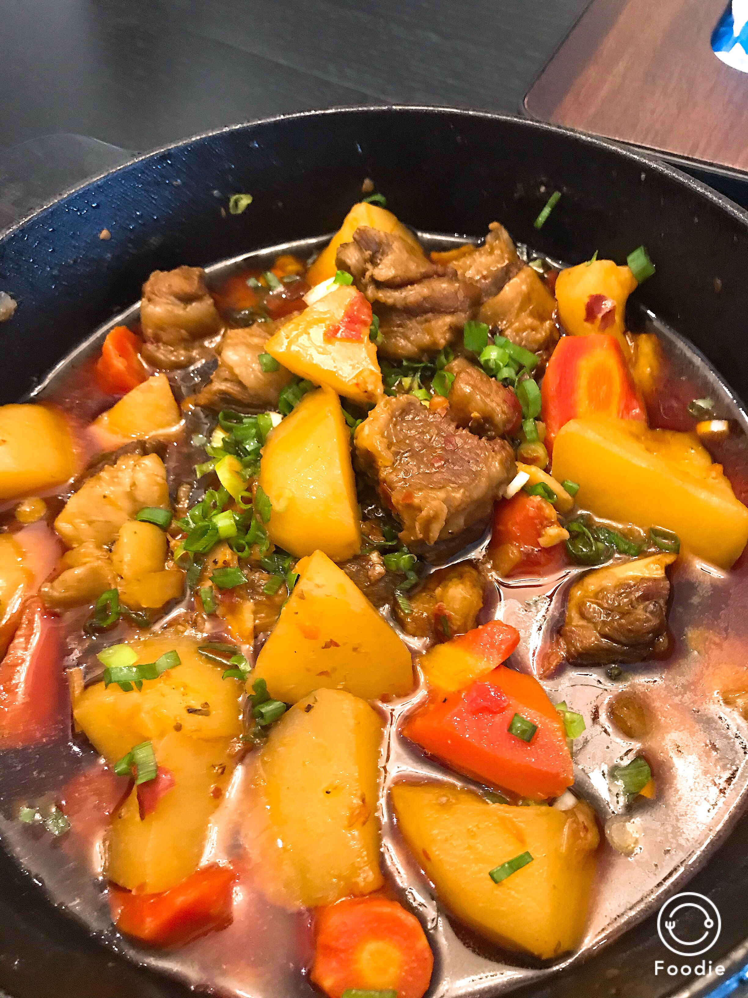 川味红烧牛腩（土豆和萝卜混搭）的做法