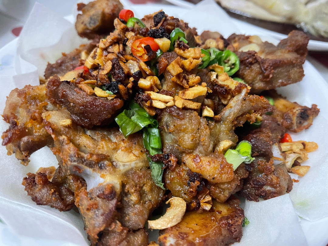 金牌蒜香排骨