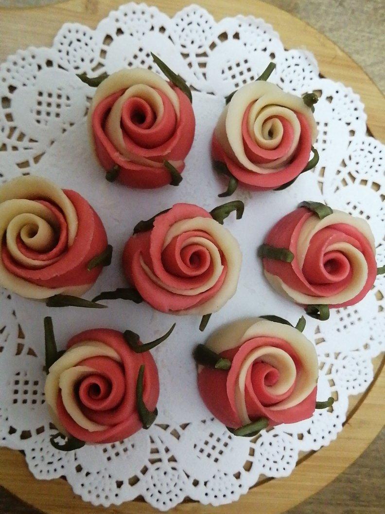 紫为你舞做的发酵面团-玫瑰花馒头原来这么简单