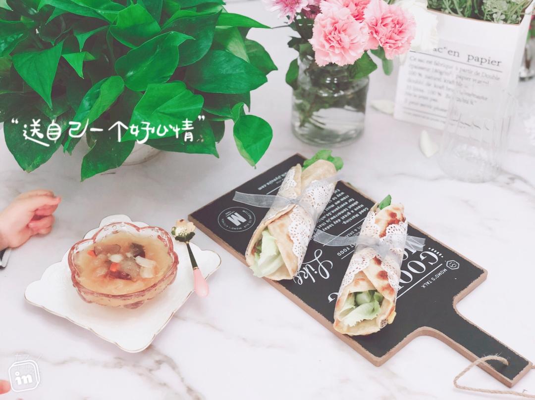 早餐摊的鸡蛋灌饼很好吃？不，我自己做的鸡蛋灌饼更好吃！