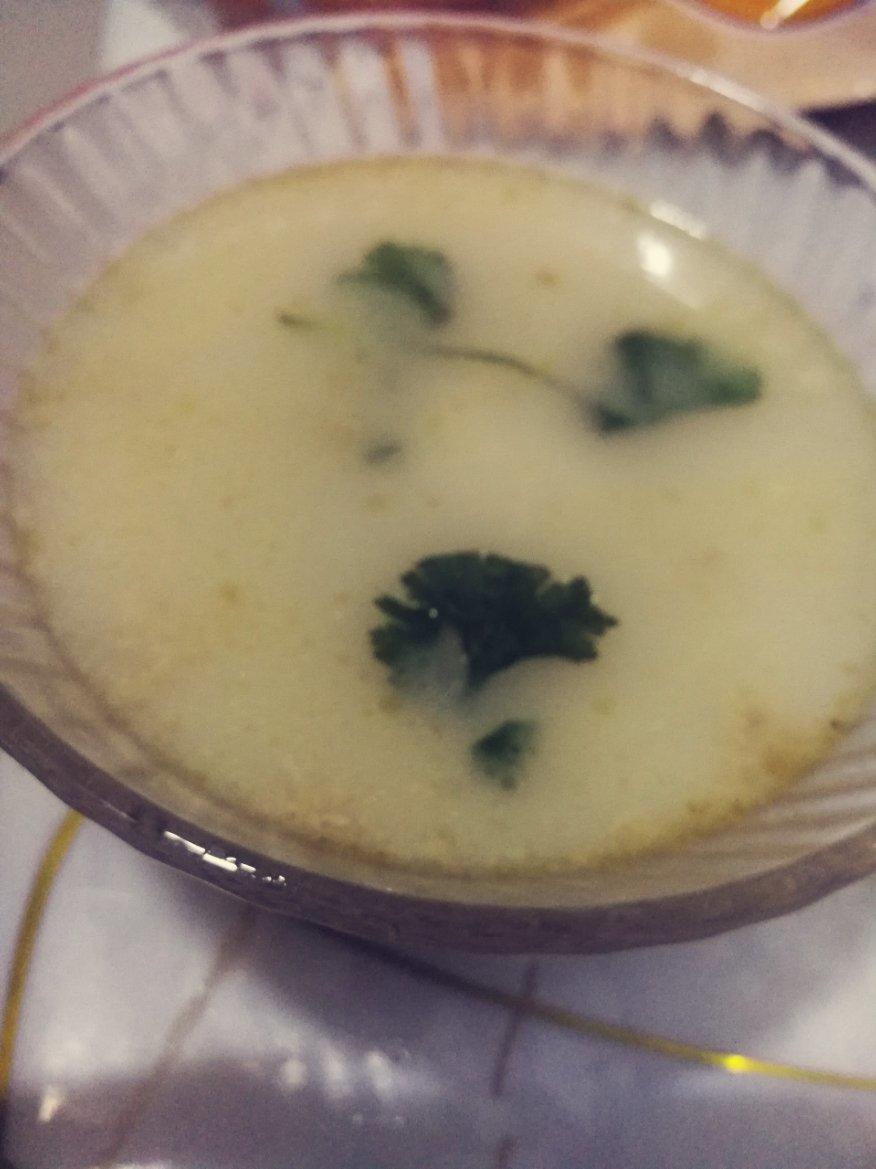 三文鱼骨味增汤