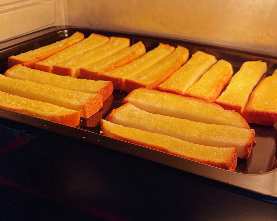 超简单的黄油烤面包条/面包干 酥松香脆——西式美食（二十一）
