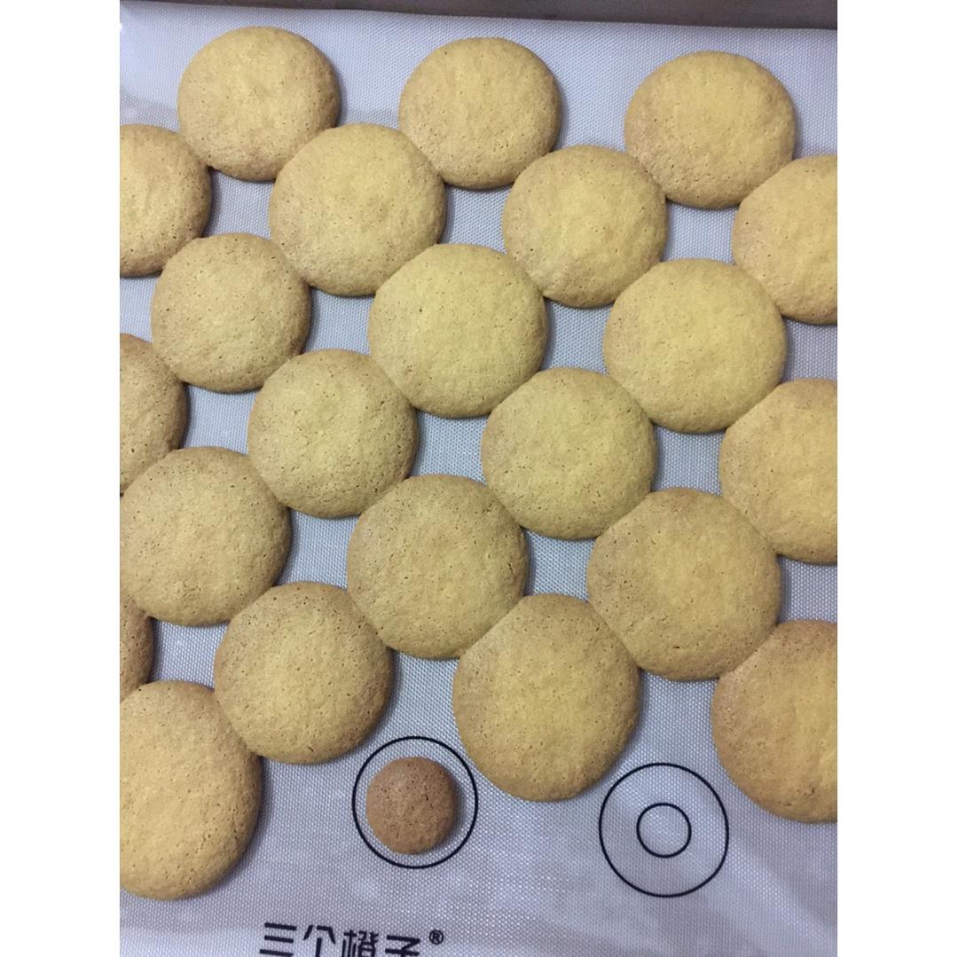 马卡龙（法式蛋白霜）