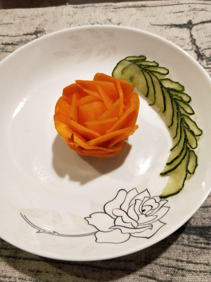 蓝色的星00做的胡萝卜花/盘饰/拼盘/摆盘(有步骤)