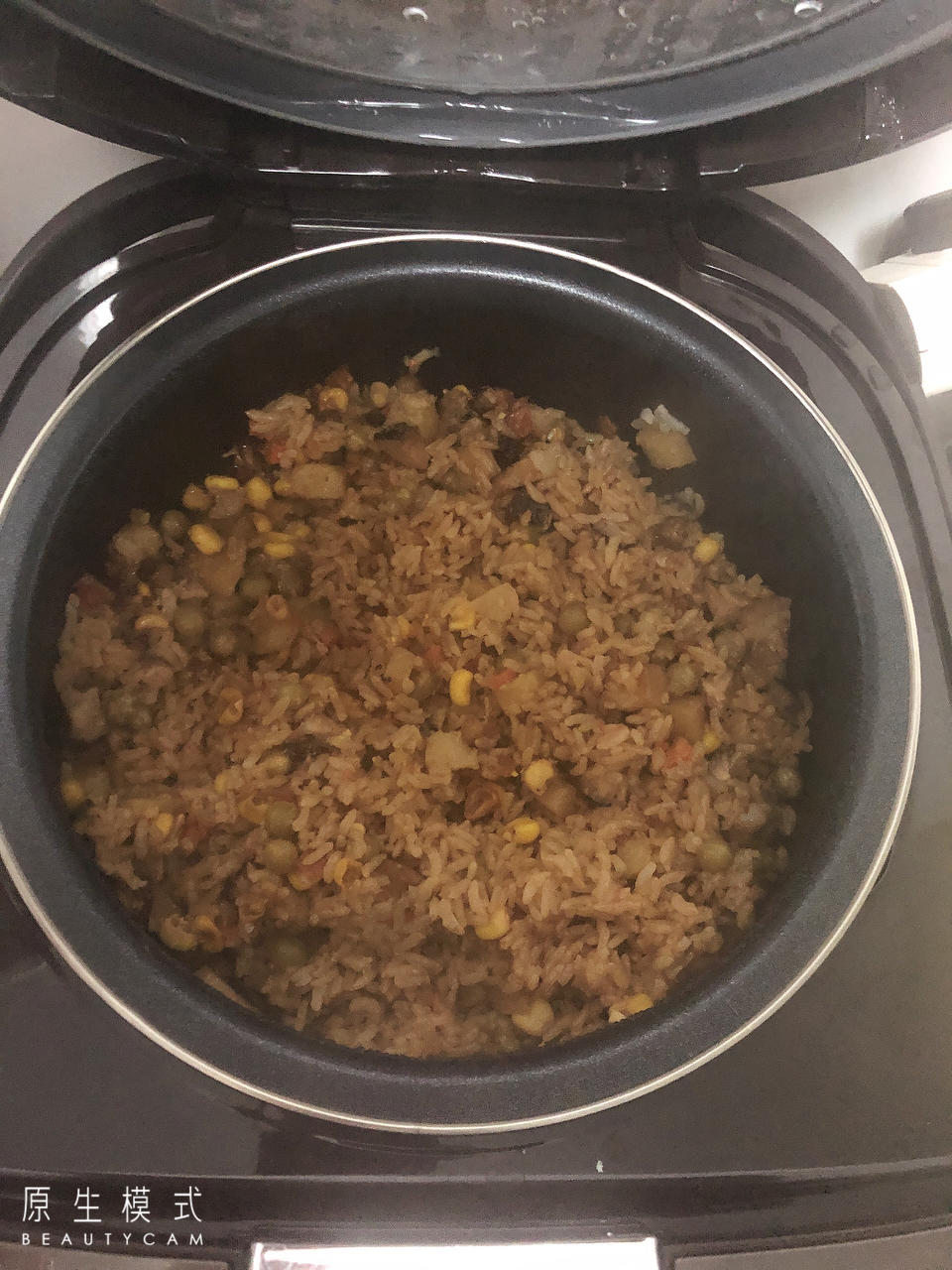 五花肉土豆焖饭￨爆好吃
