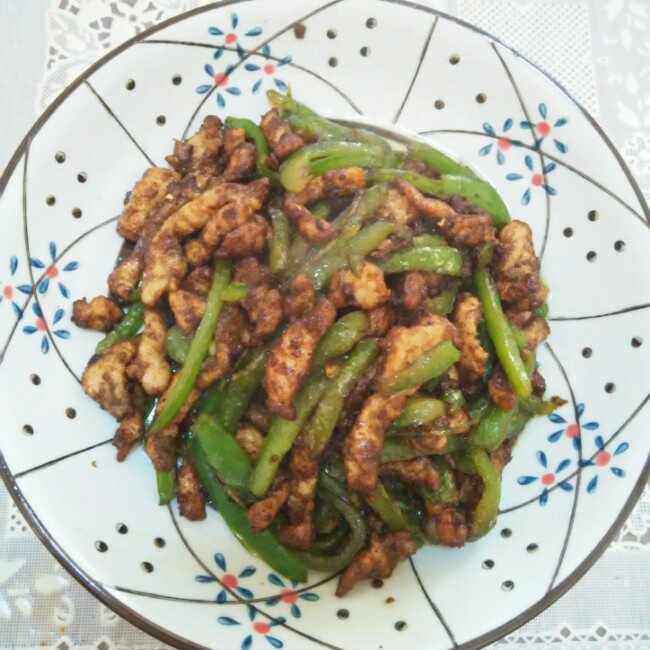 青椒炒肉丝