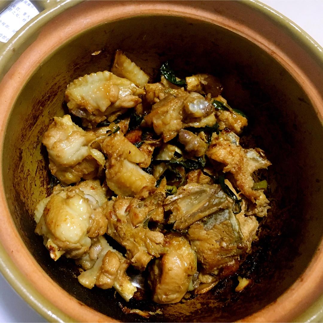 红葱头鸡煲