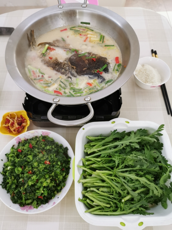 奶白色的汤~麻鲢鱼头火锅的做法 步骤13