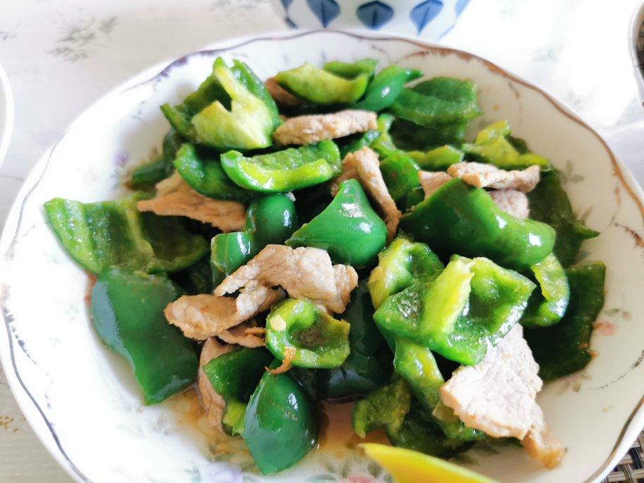 大辣椒炒肉