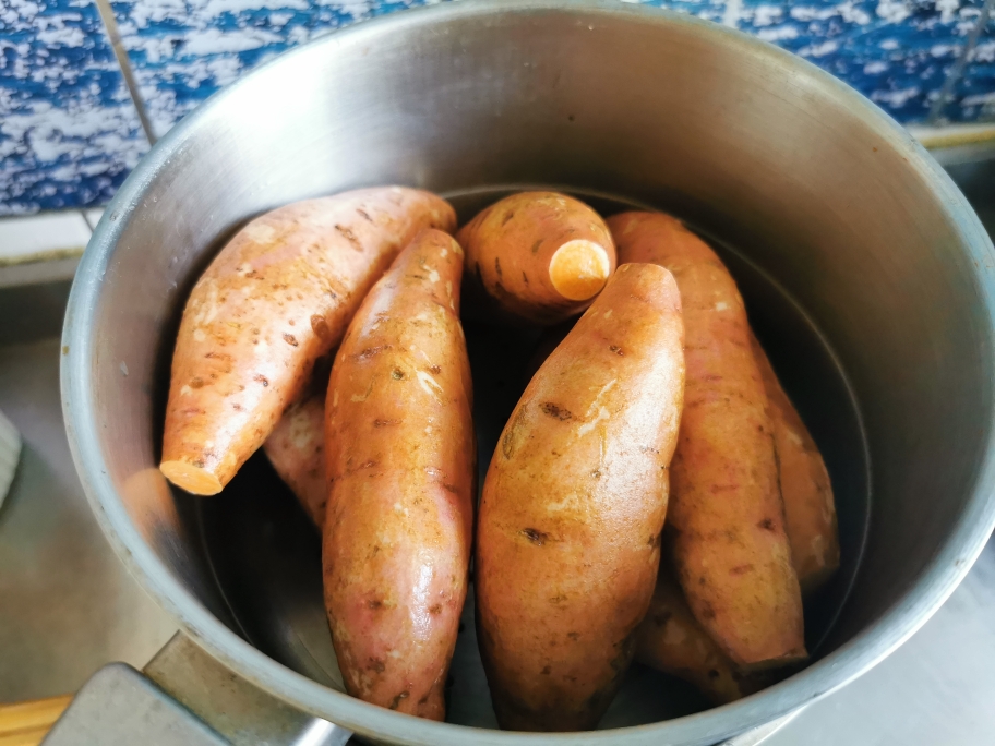 红薯干（空气炸锅版）的做法 步骤1