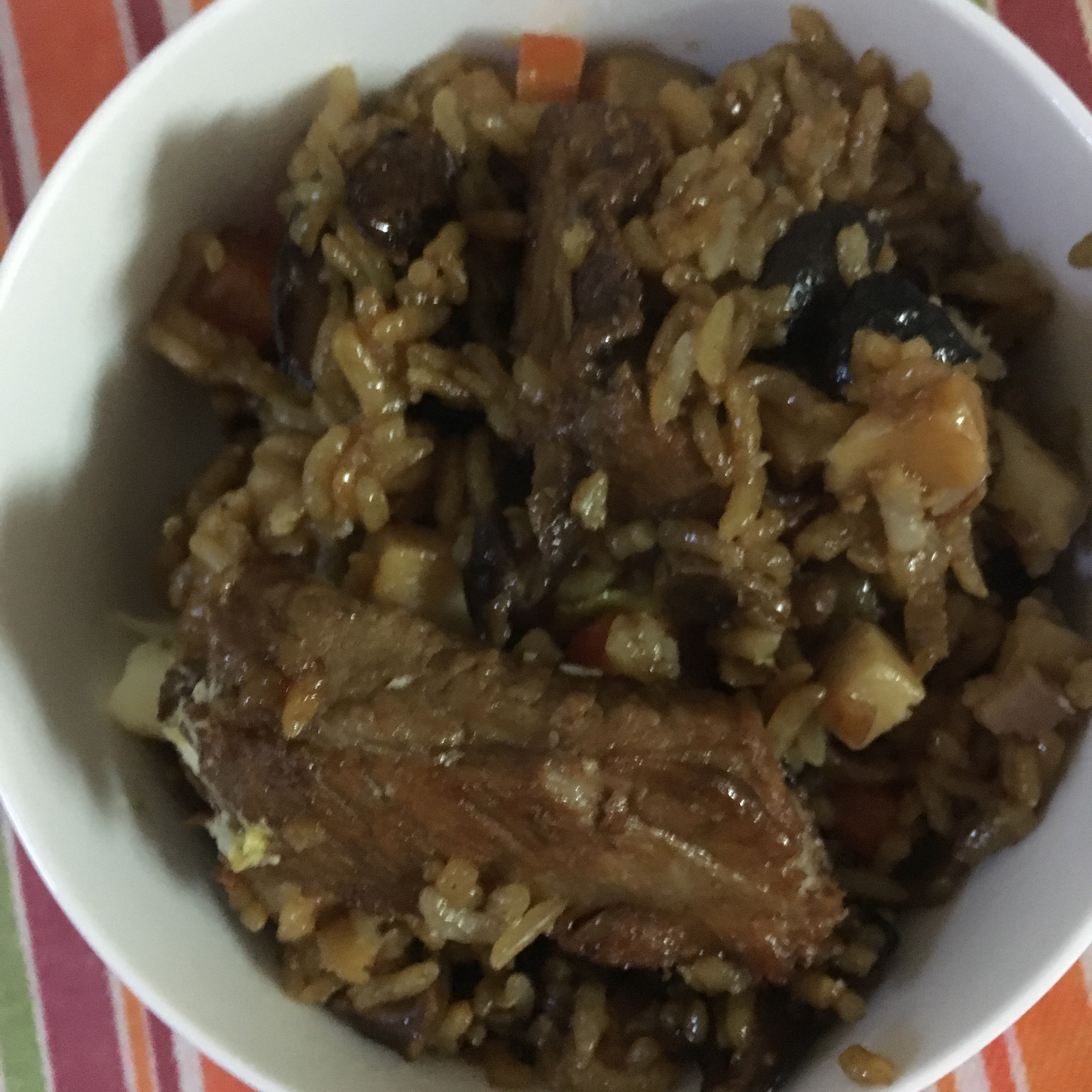 喷香排骨焖饭（爆好吃）