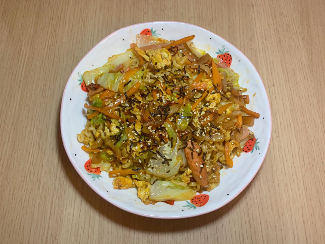 路边摊风味炒方便面