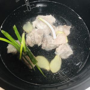 超超超简单的冬瓜排骨汤（电饭煲）的做法 步骤3