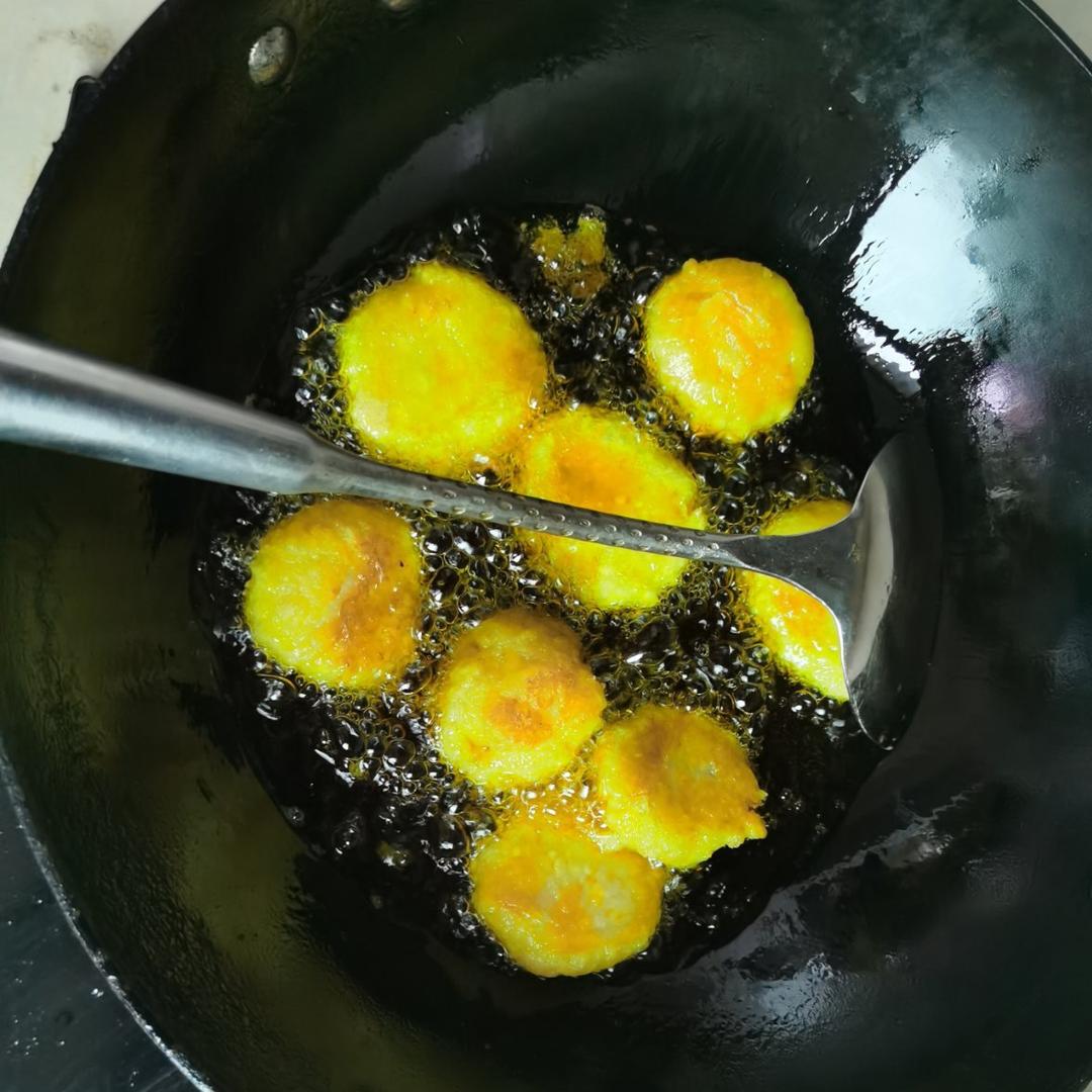 奶奶教做的炸糖糕，很容易上手，比买的好吃啊