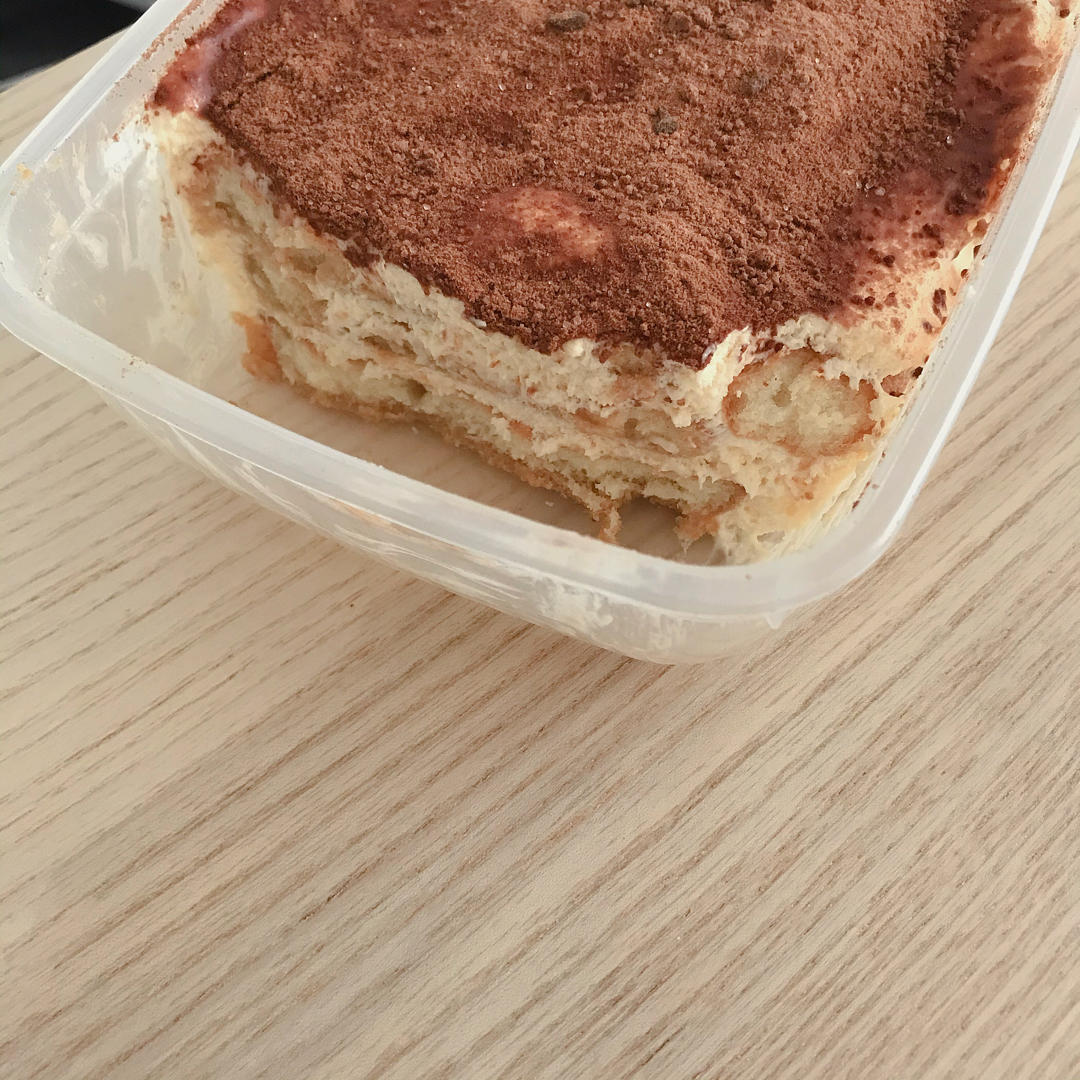 在欧洲学会的经典版提拉米苏