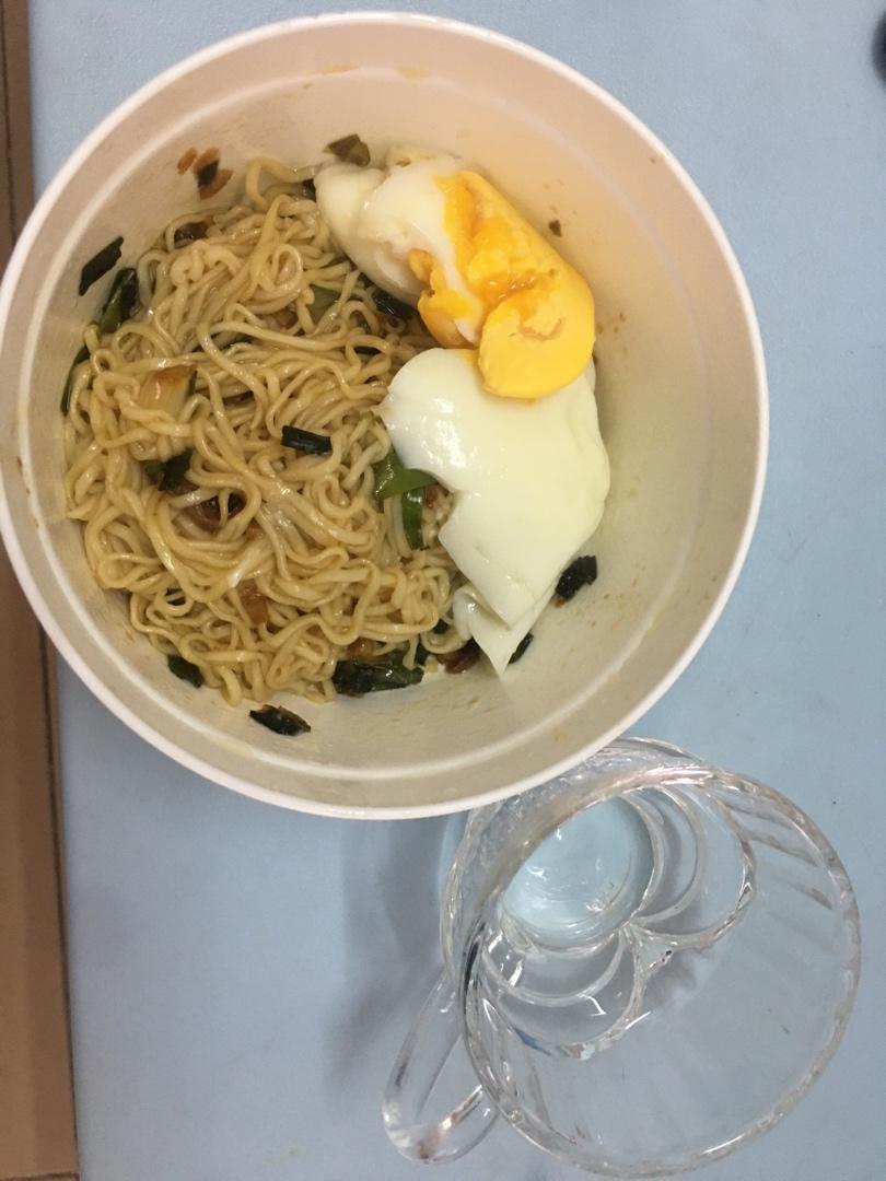 10分钟搞定的一碗葱油拌面