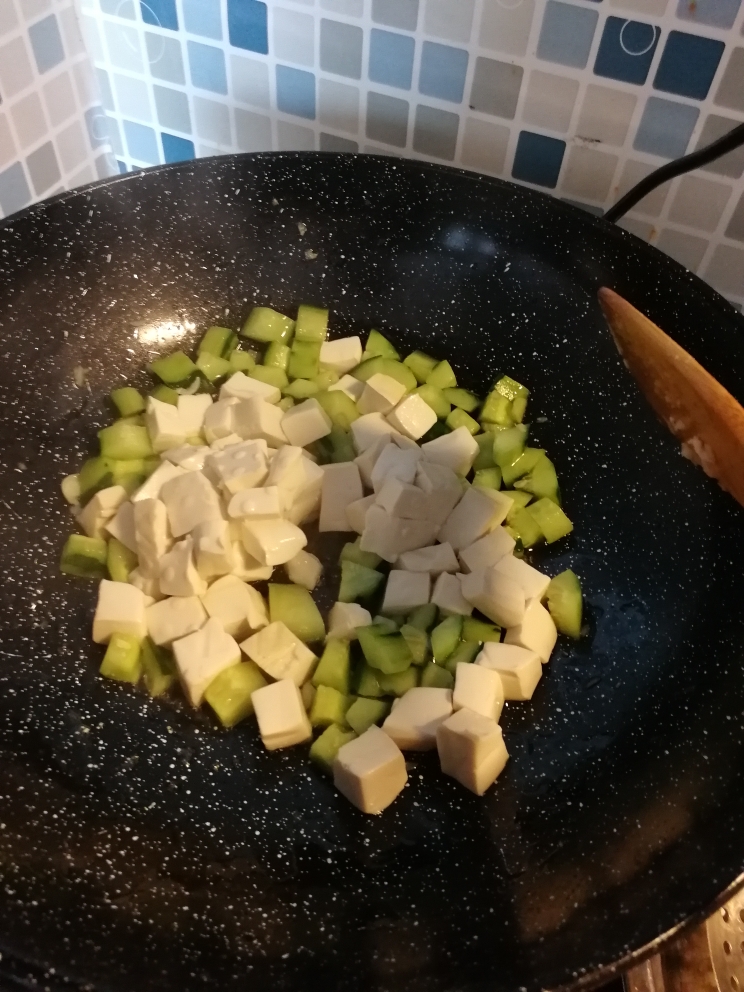 青瓜虾仁豆腐的做法 步骤11
