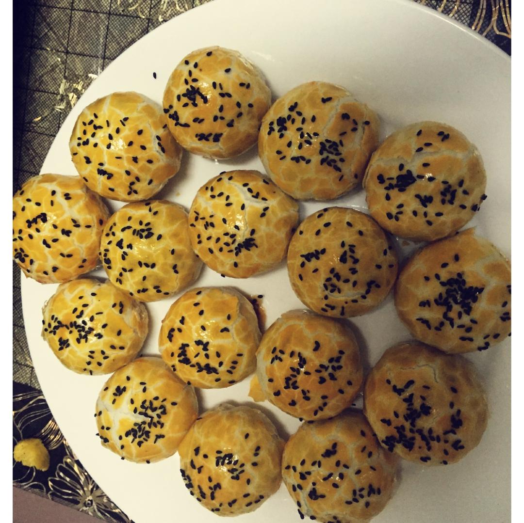 蛋黄酥