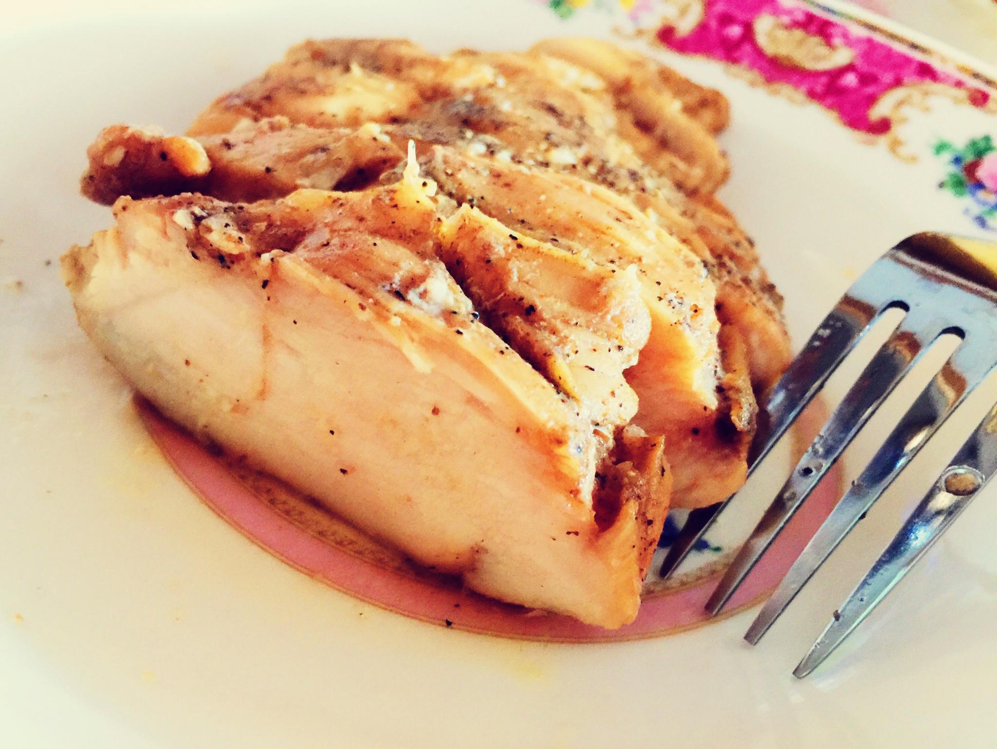 减肥也能吃的美味—香烤鸡胸肉,嫩嫩嫩！