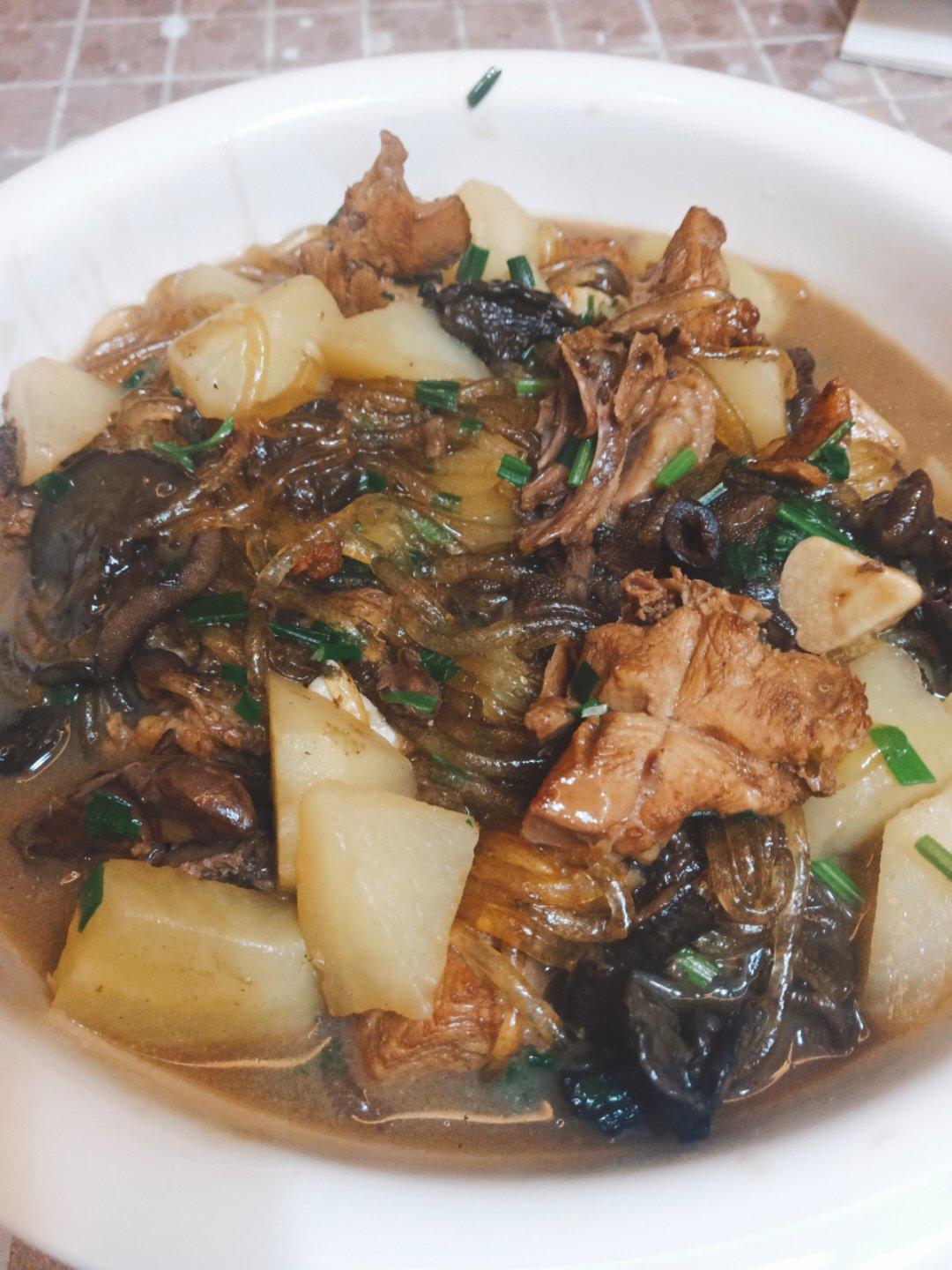 小鸡炖蘑菇粉条