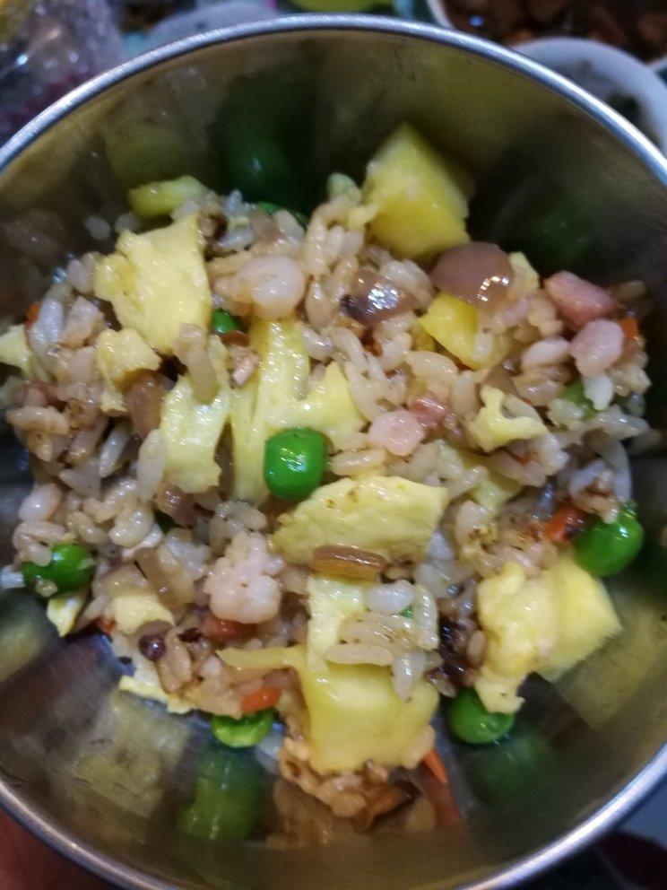菠萝炒饭