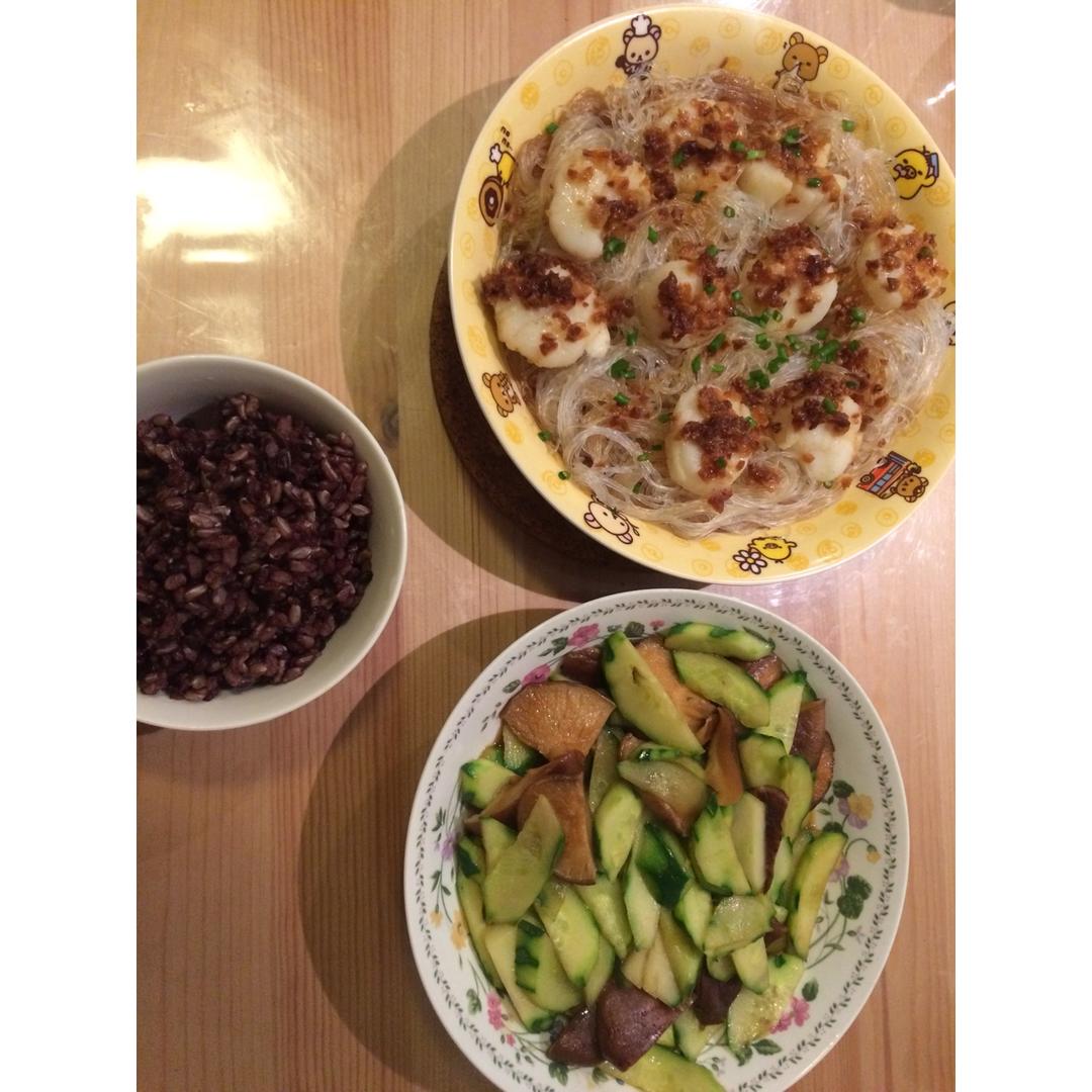 蒜蓉粉丝蒸扇贝