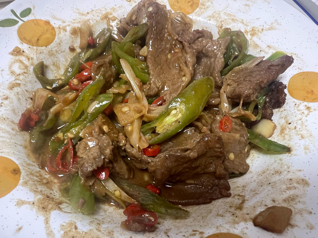 正宗湘菜小炒黄牛肉