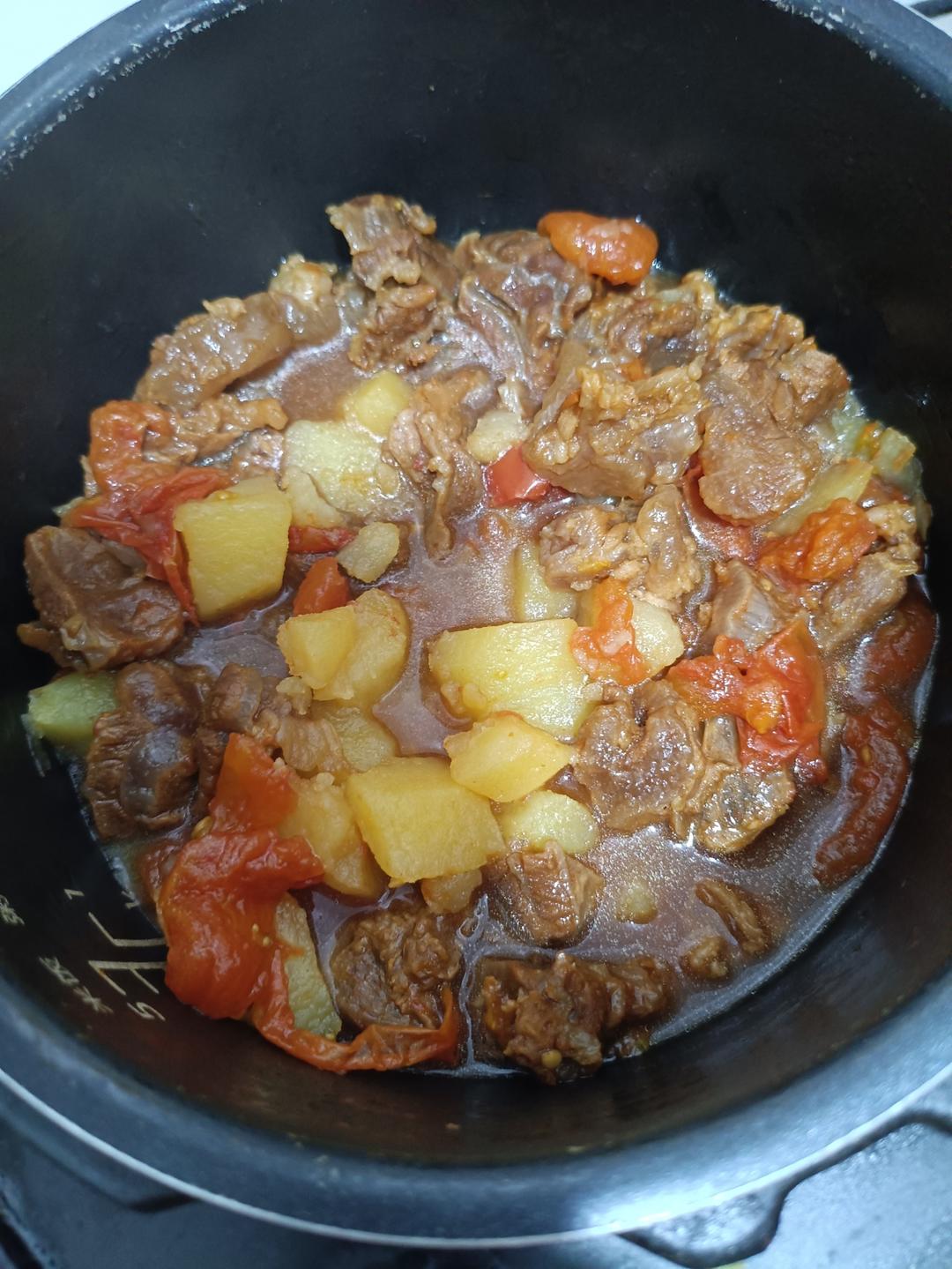 番茄土豆炖牛腩