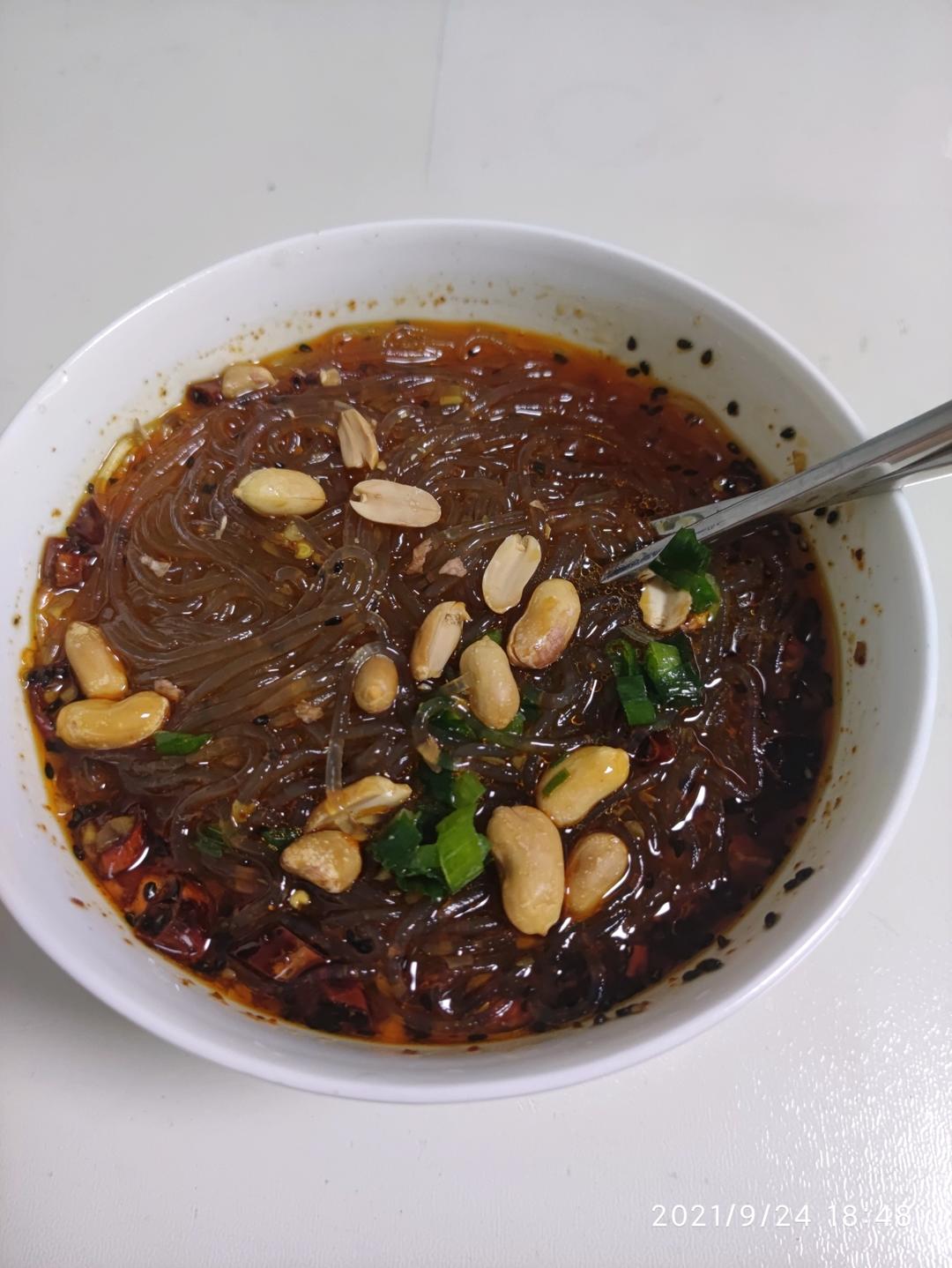 自制销魂酸辣粉丝❗️酸酸辣辣超级过瘾