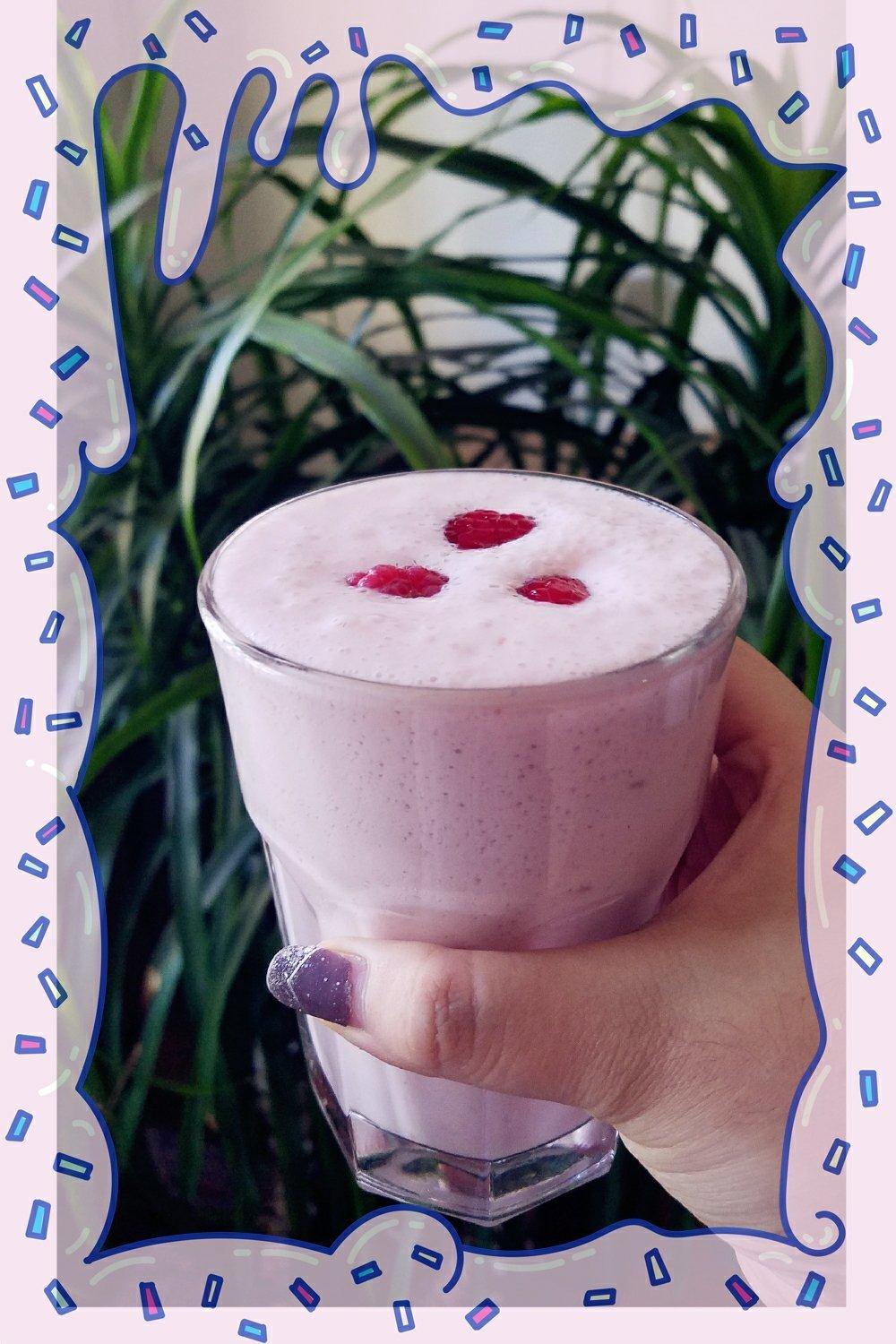 树莓奶昔