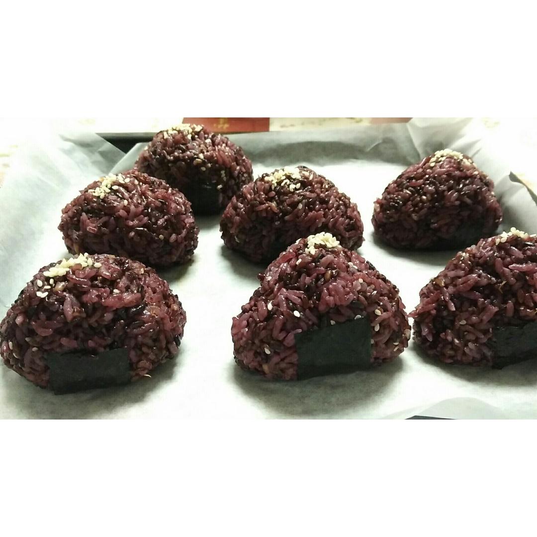 【北京早上好】紫米芝士肉松饭团