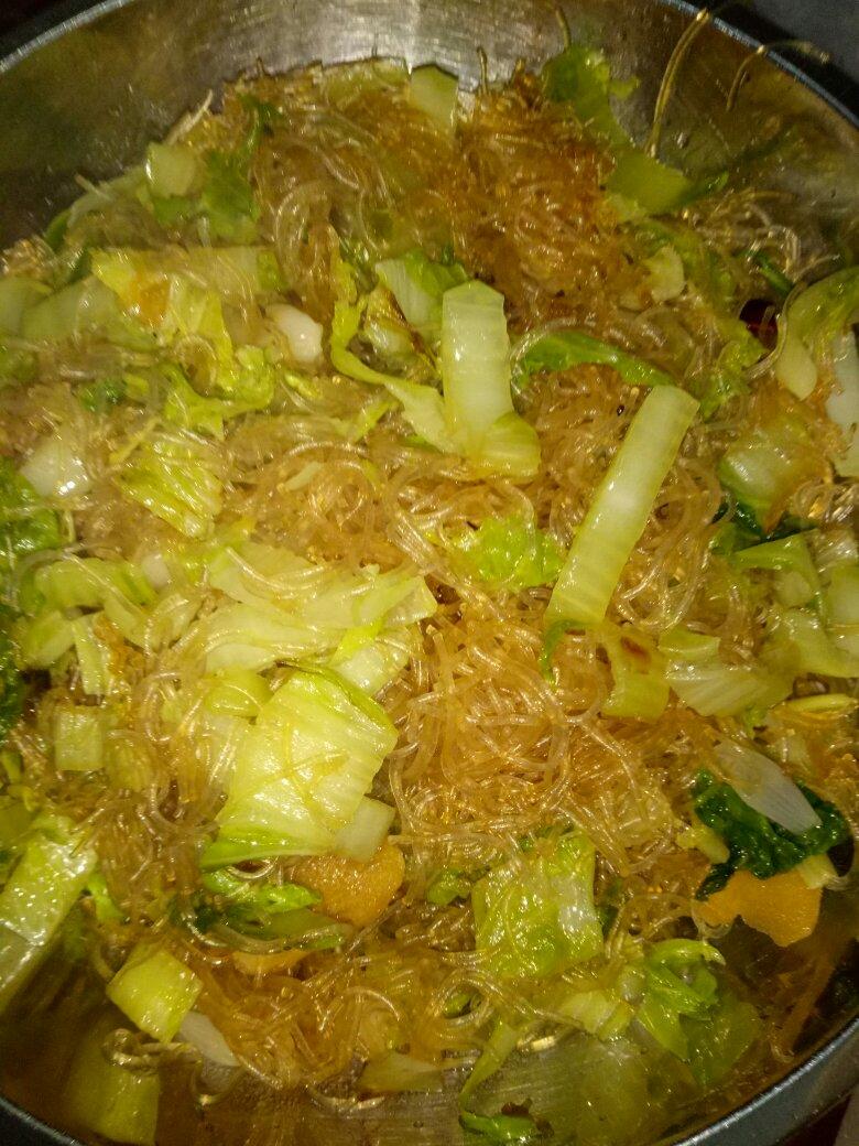 明天慧超好做的大白菜炒粉丝
